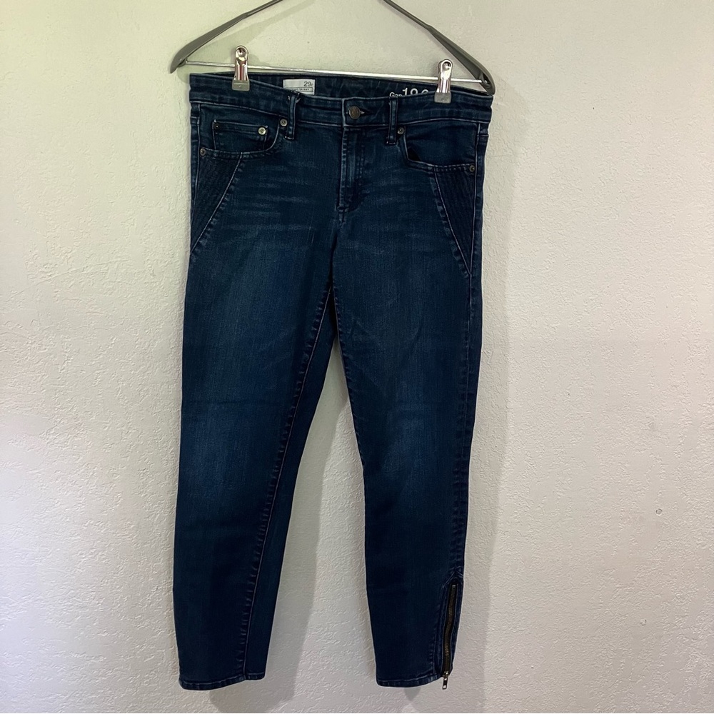 Gap women’s dark denim skinny jeans size 29 Regular Preppy fall classic